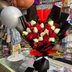 Red & White Roses